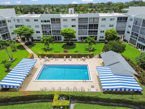 Tiny photo for 3326 ARCARA Way #307, Lake Worth, FL 33467 (MLS # B26053586)