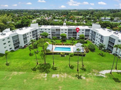 Tiny photo for 3326 ARCARA Way #307, Lake Worth, FL 33467 (MLS # B26053586)