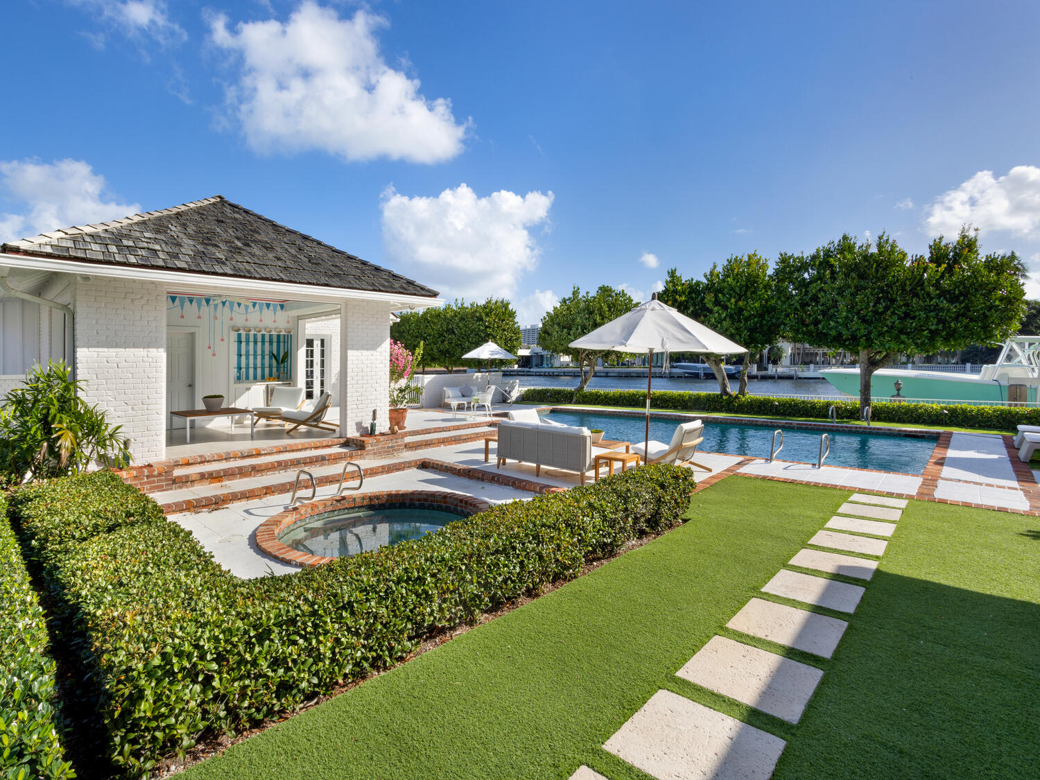 Royal Palm Yacht & Countr - Residential