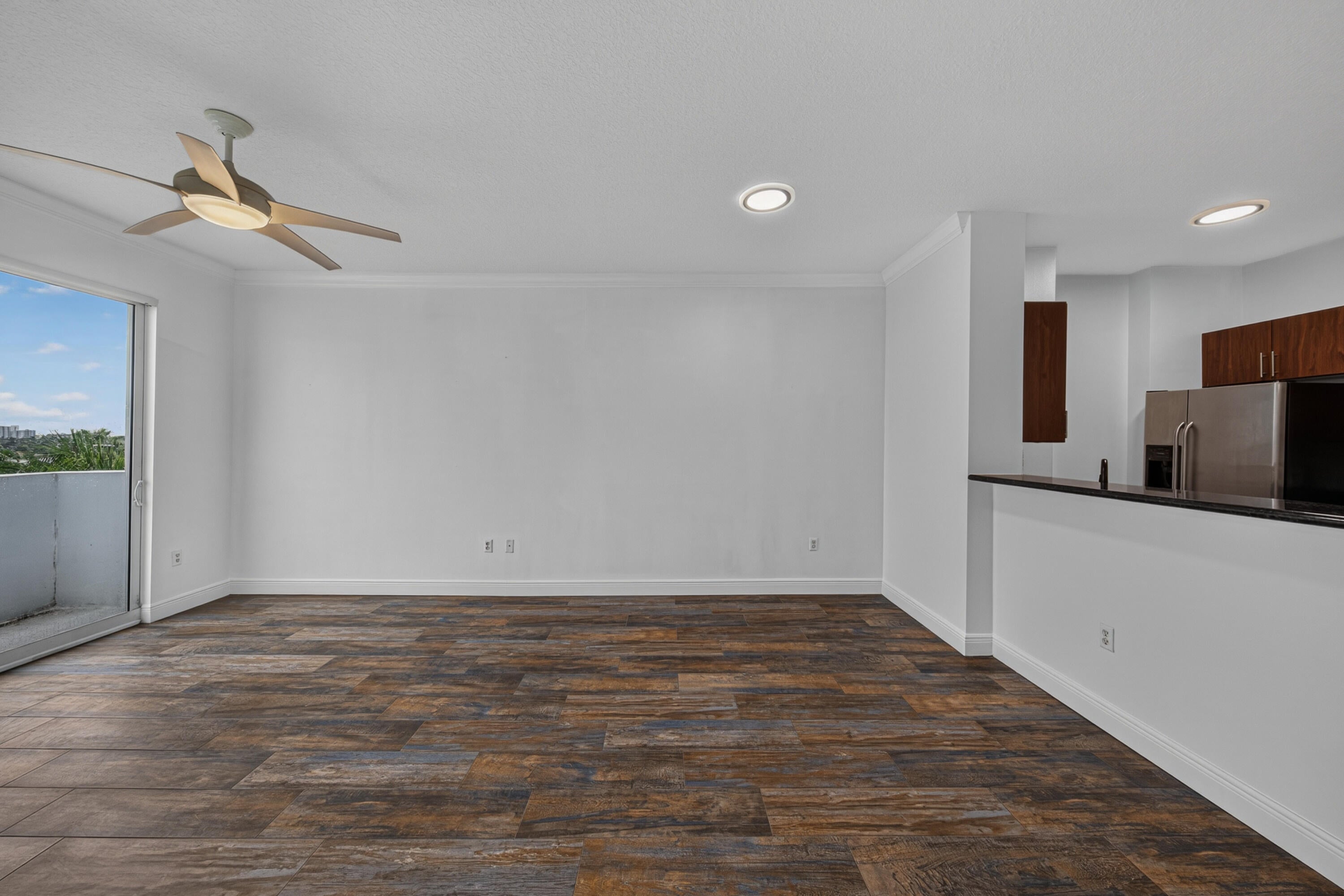 2401 NE 65TH Street 609