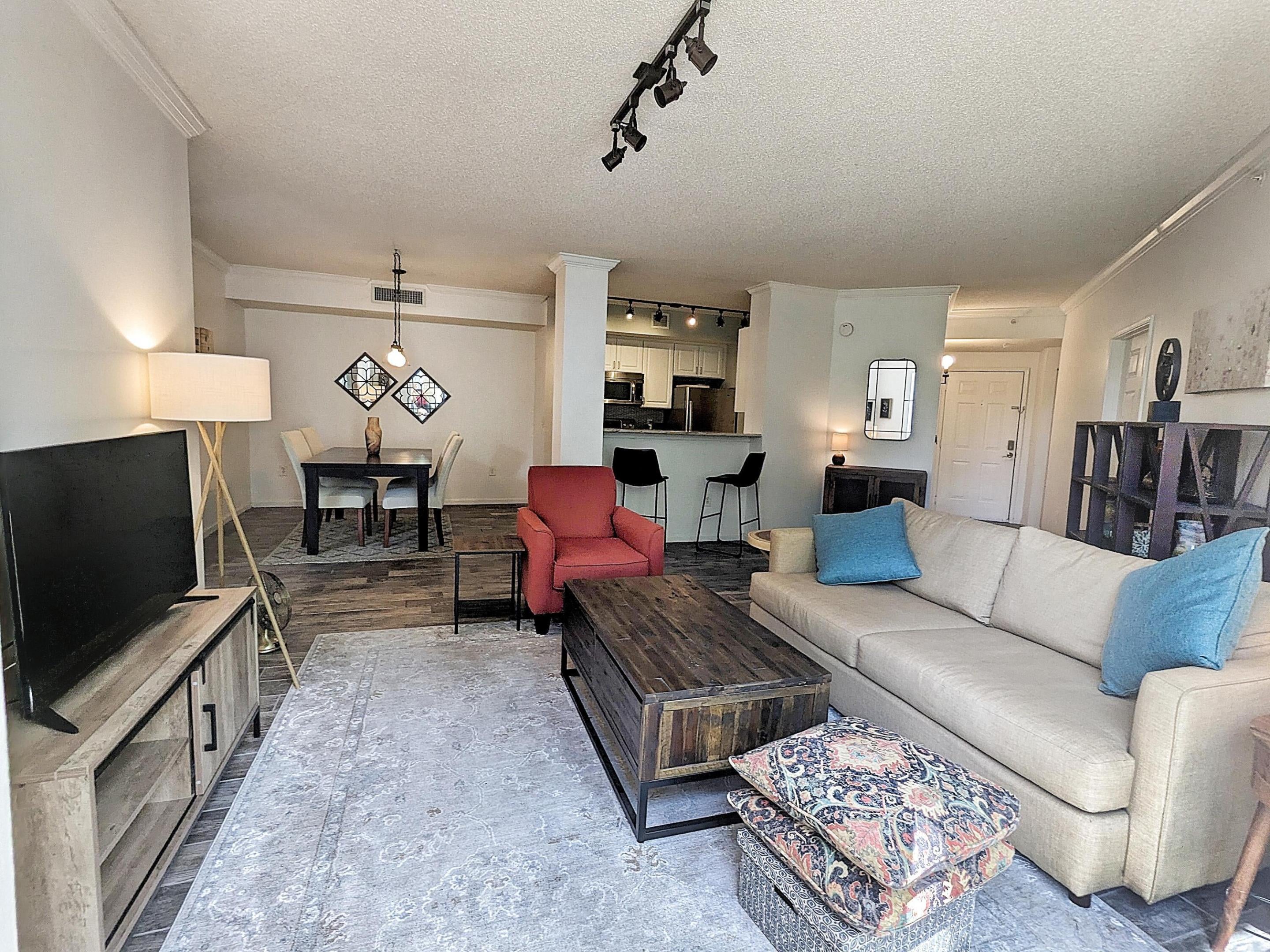 630 S SAPODILLA Avenue 308