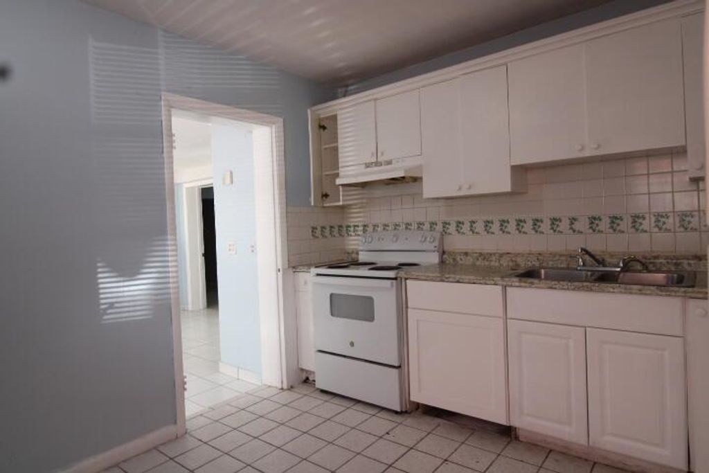 Photo of 578 W 2nd Street, Riviera Beach, FL 33404 (MLS # R11143253)