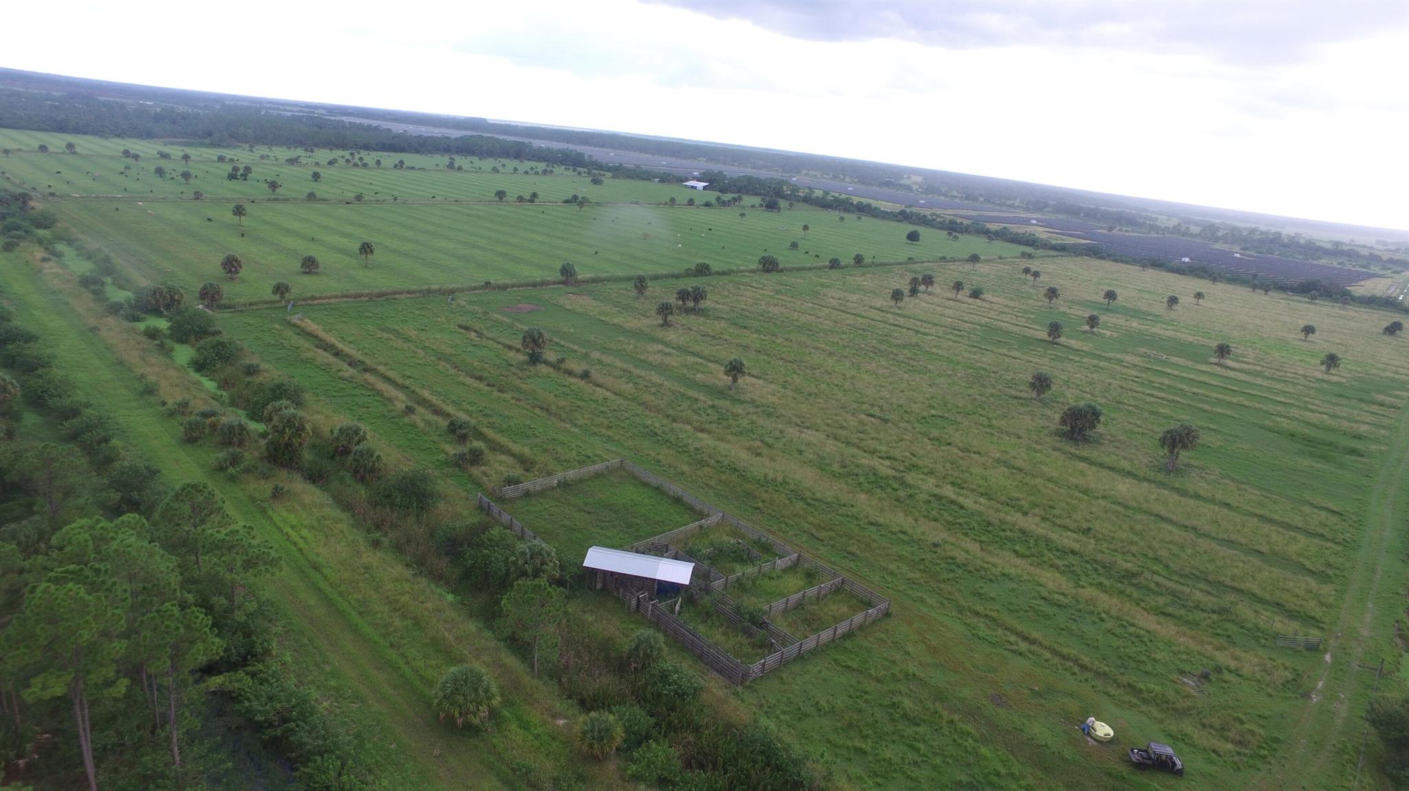 METES AND BOUNDS - Land