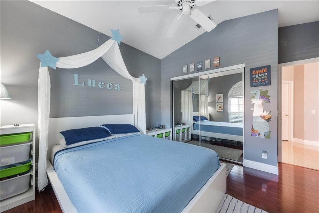 Lennox Isles - Residential