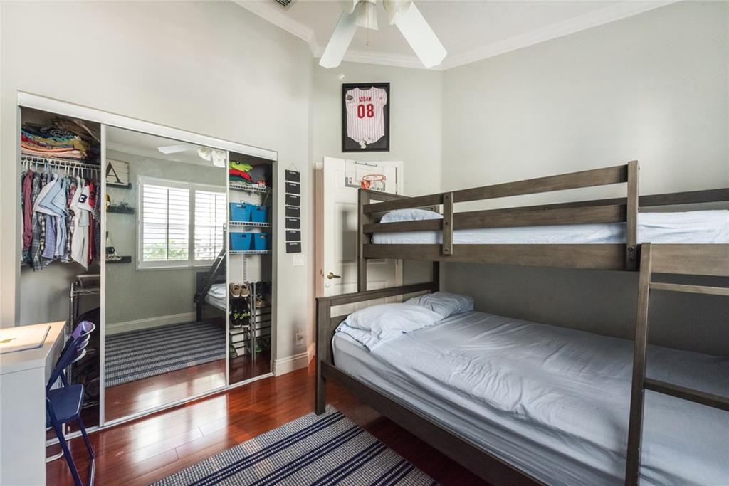 Lennox Isles - Residential