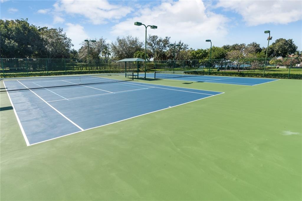 Lennox Isles - Residential