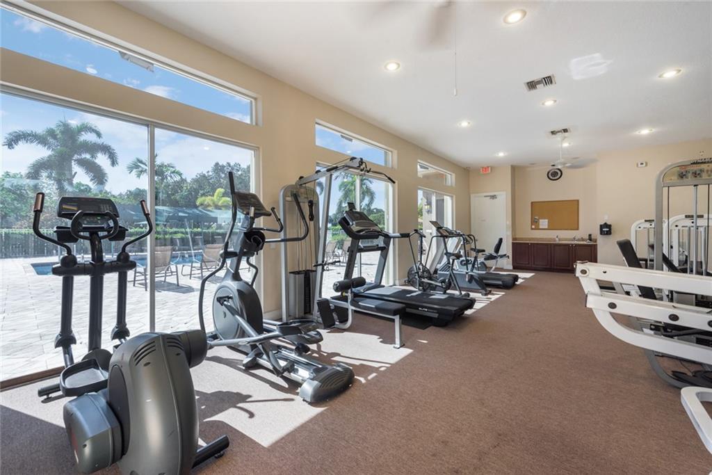 Lennox Isles - Residential