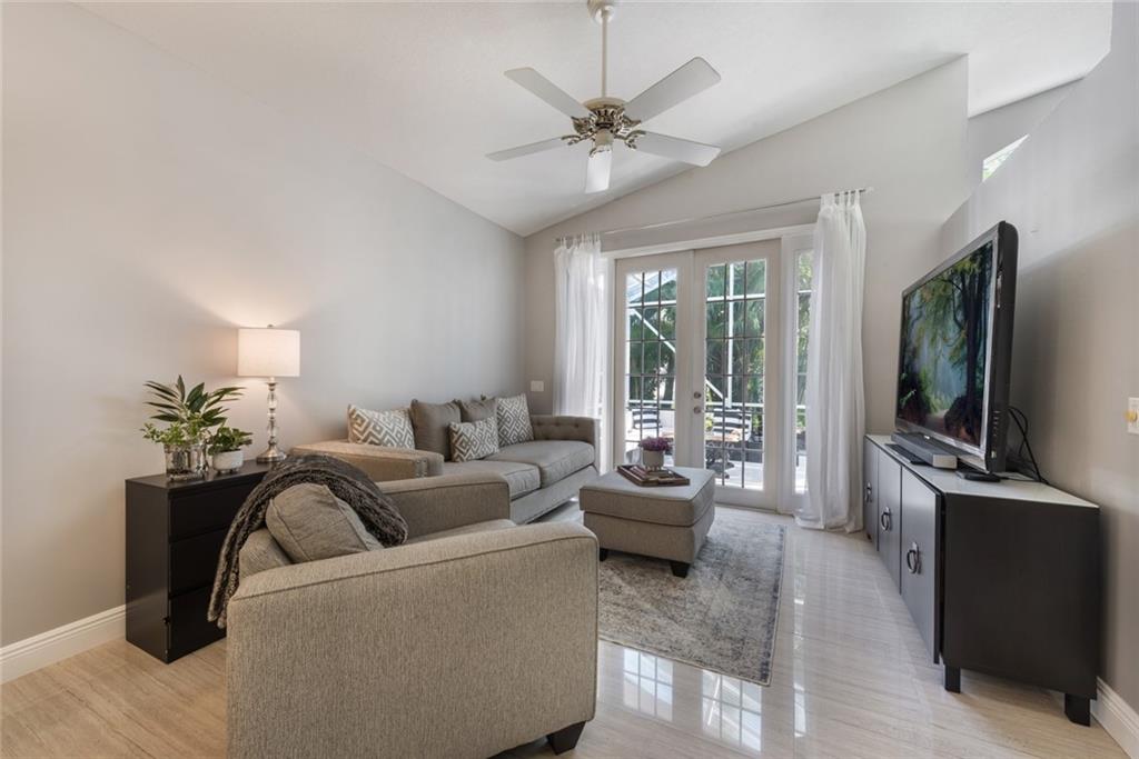 Lennox Isles - Residential