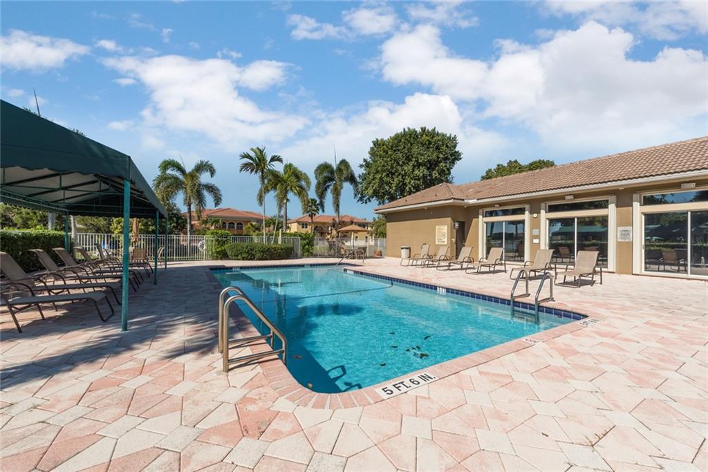 Lennox Isles - Residential