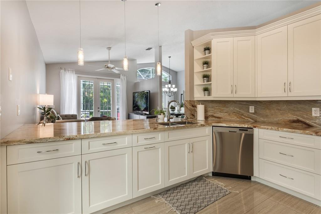 Lennox Isles - Residential