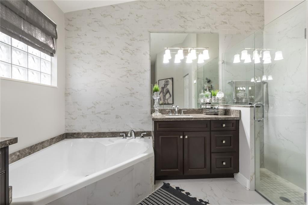 Lennox Isles - Residential