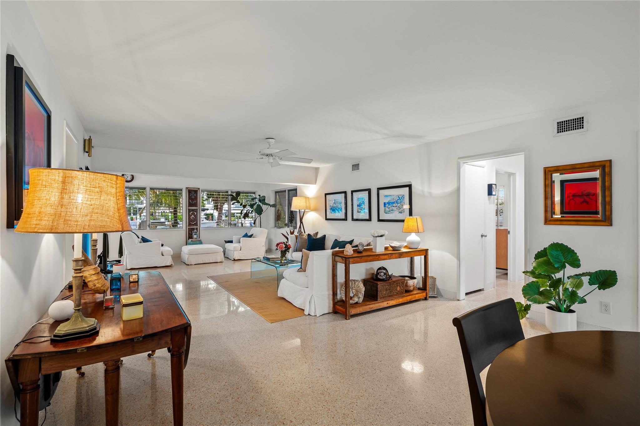 Las Olas - Victoria Isles - Residential