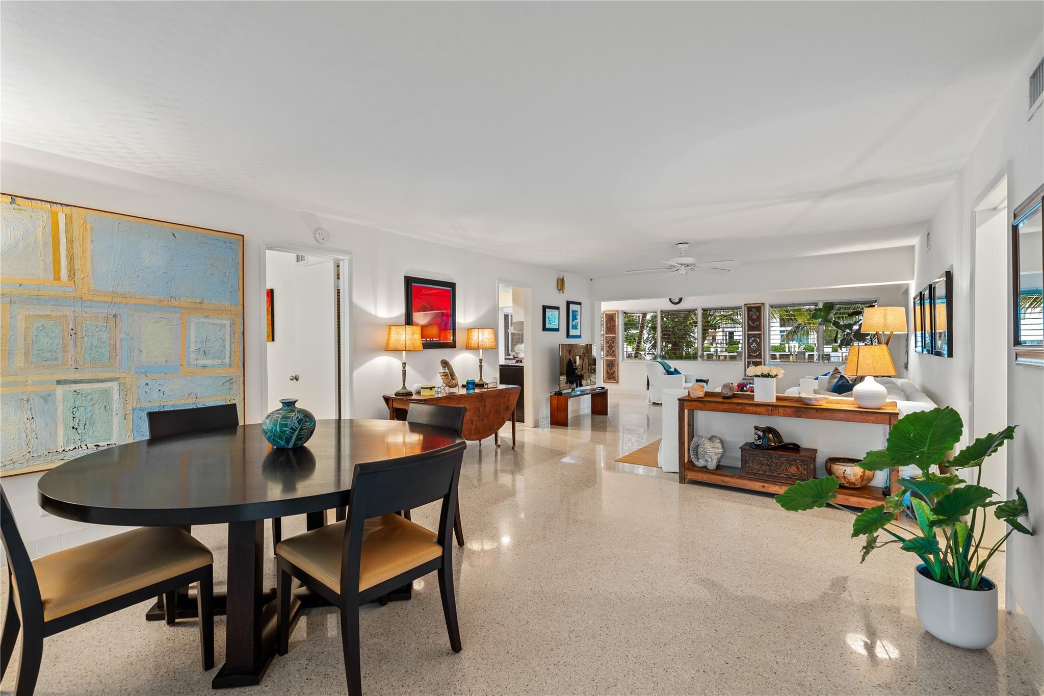 Las Olas - Victoria Isles - Residential