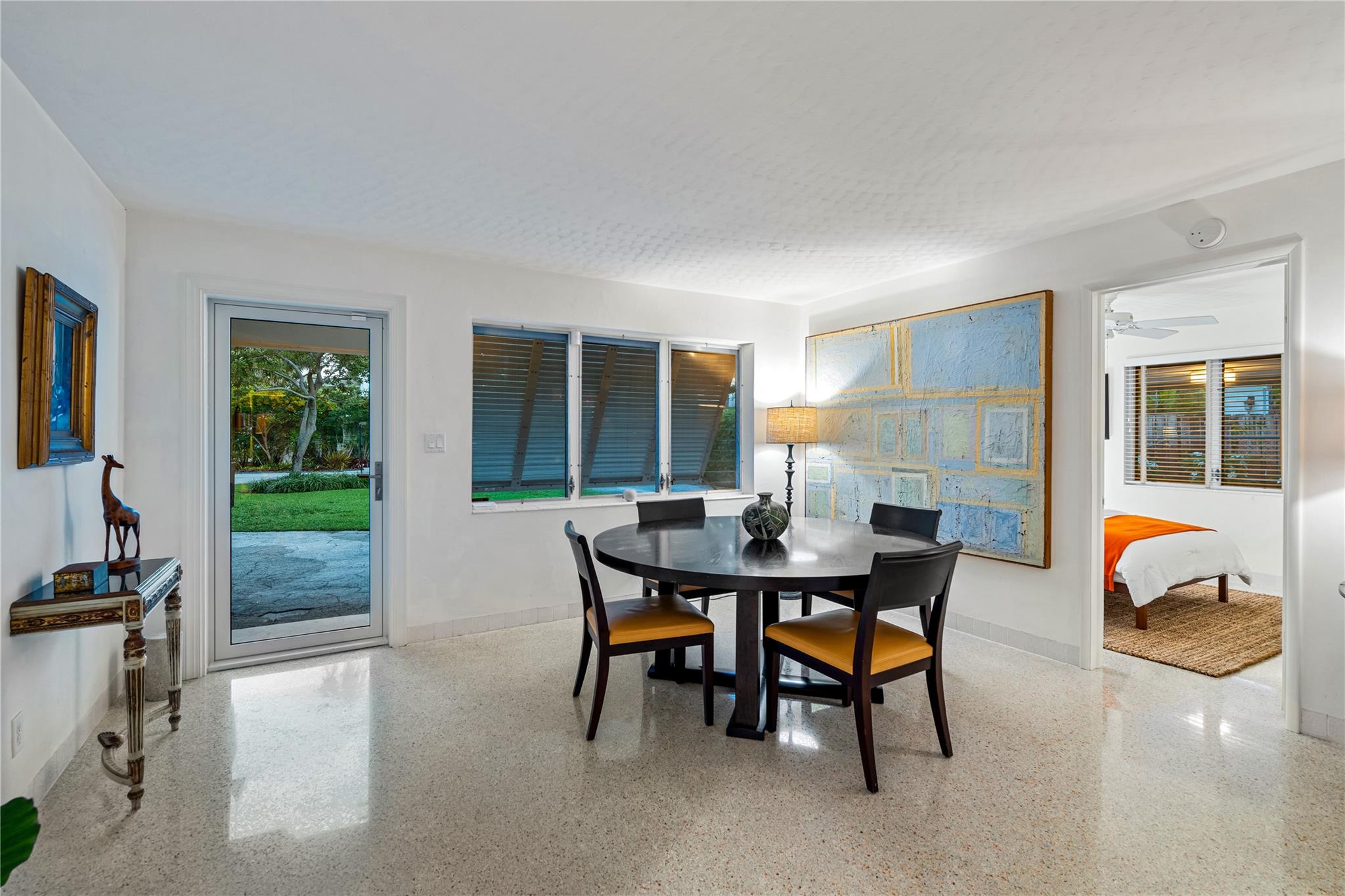 Las Olas - Victoria Isles - Residential