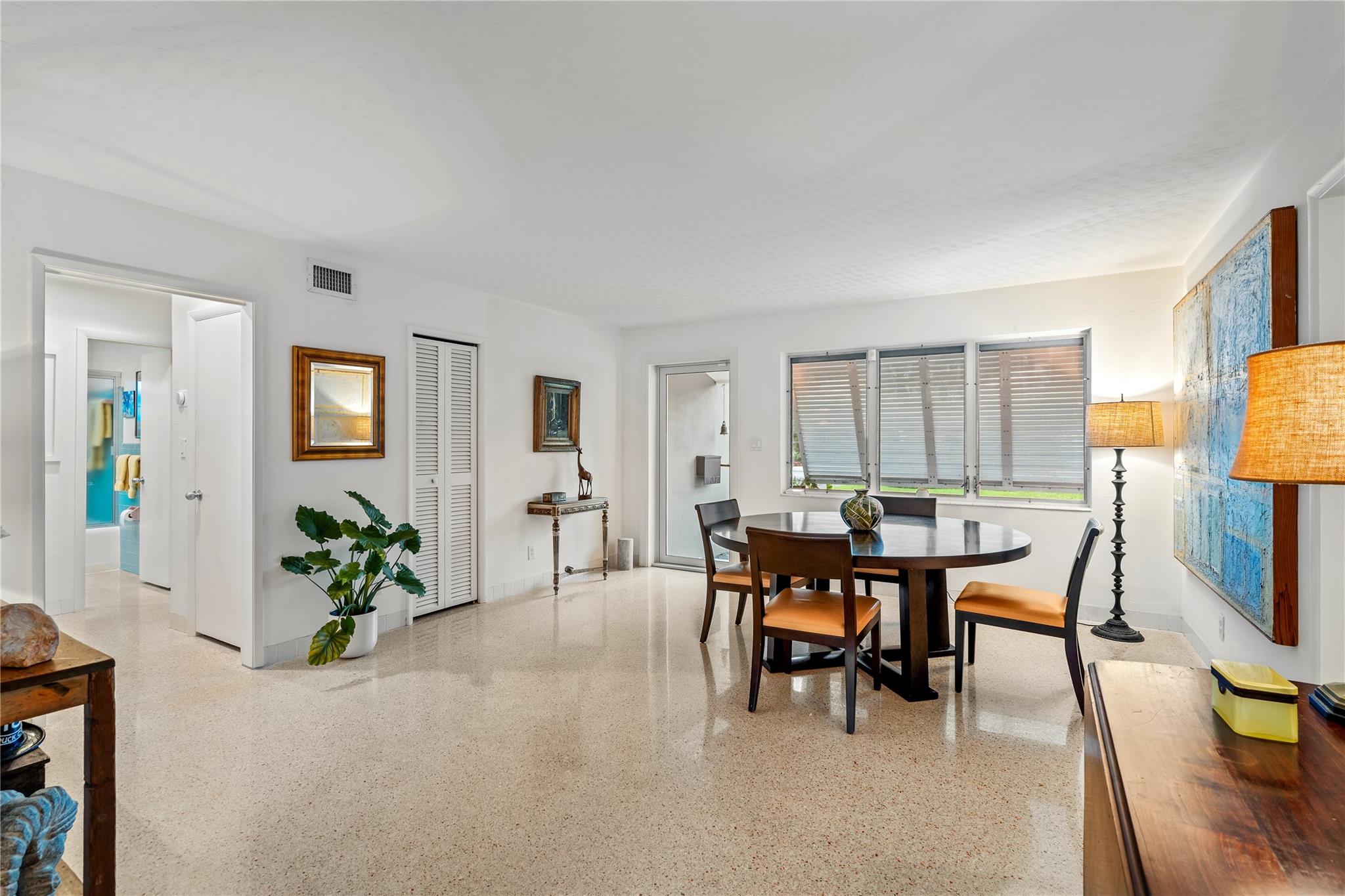 Las Olas - Victoria Isles - Residential