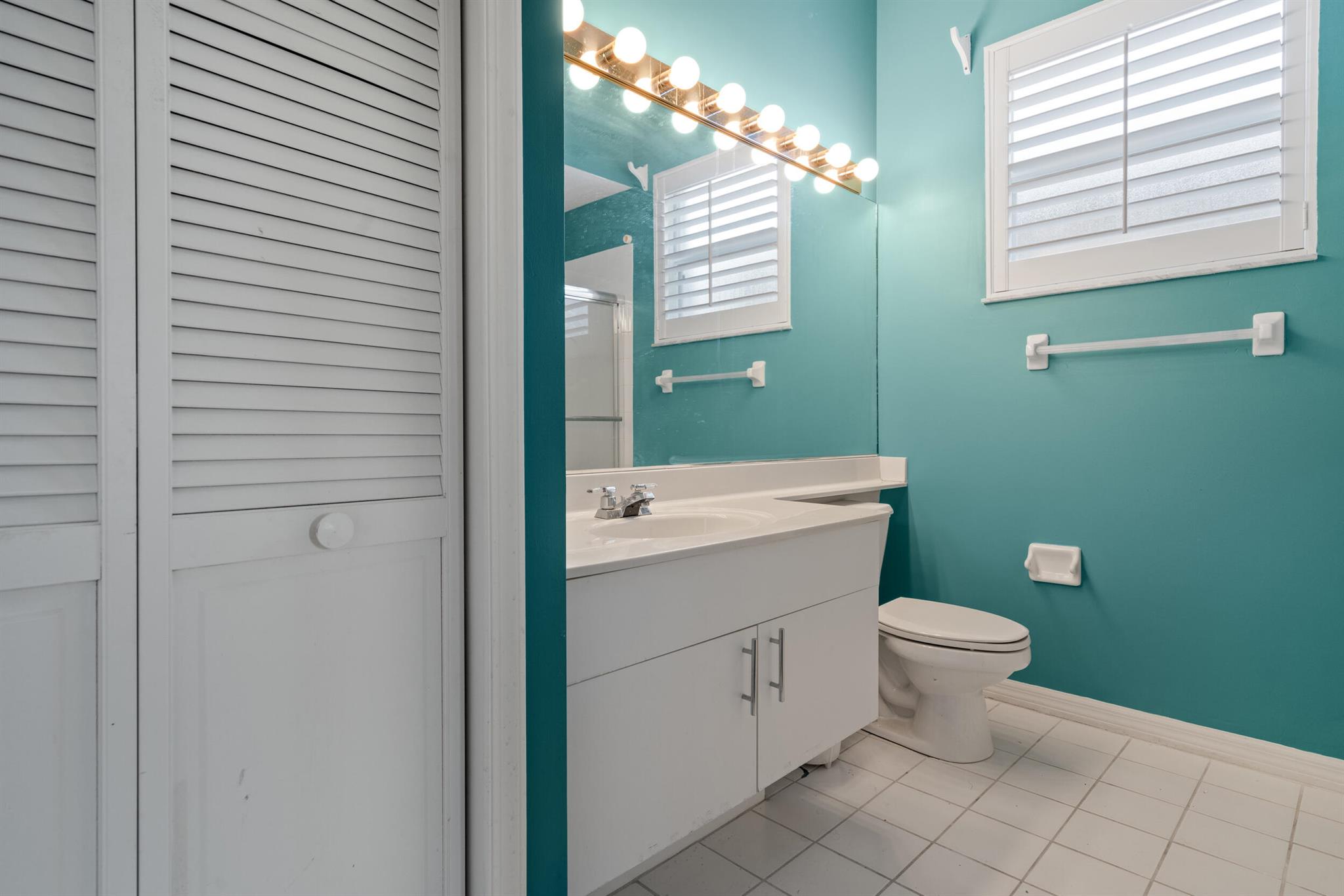 KINGS ISLE PHASE IIC - Residential Lease