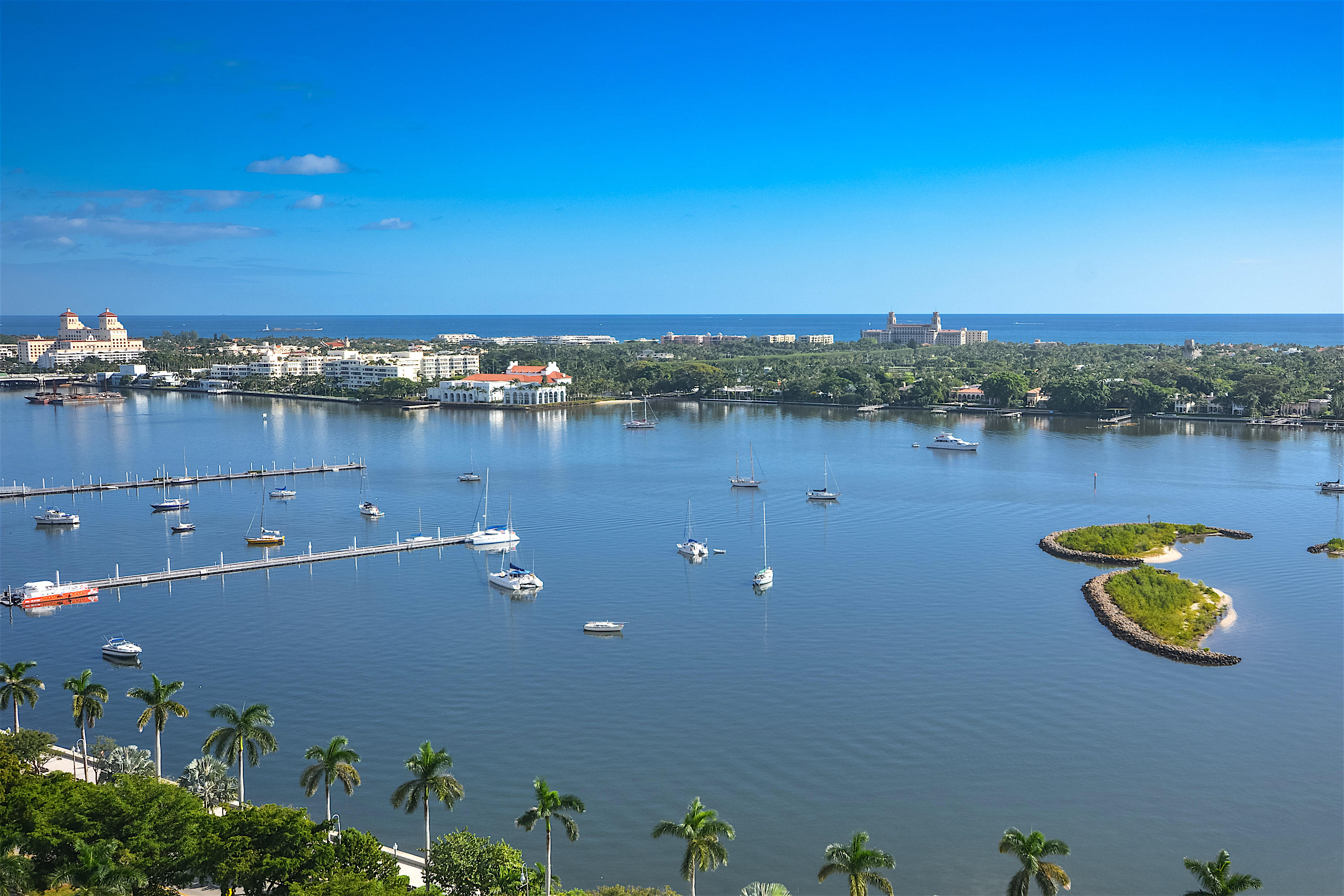 TRUMP PLAZA OF THE PALM B - Residential