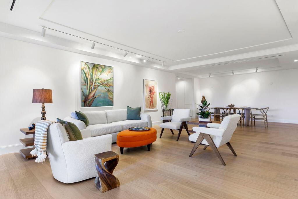 THREE HUNDRED OCEAN BLVD - Residential