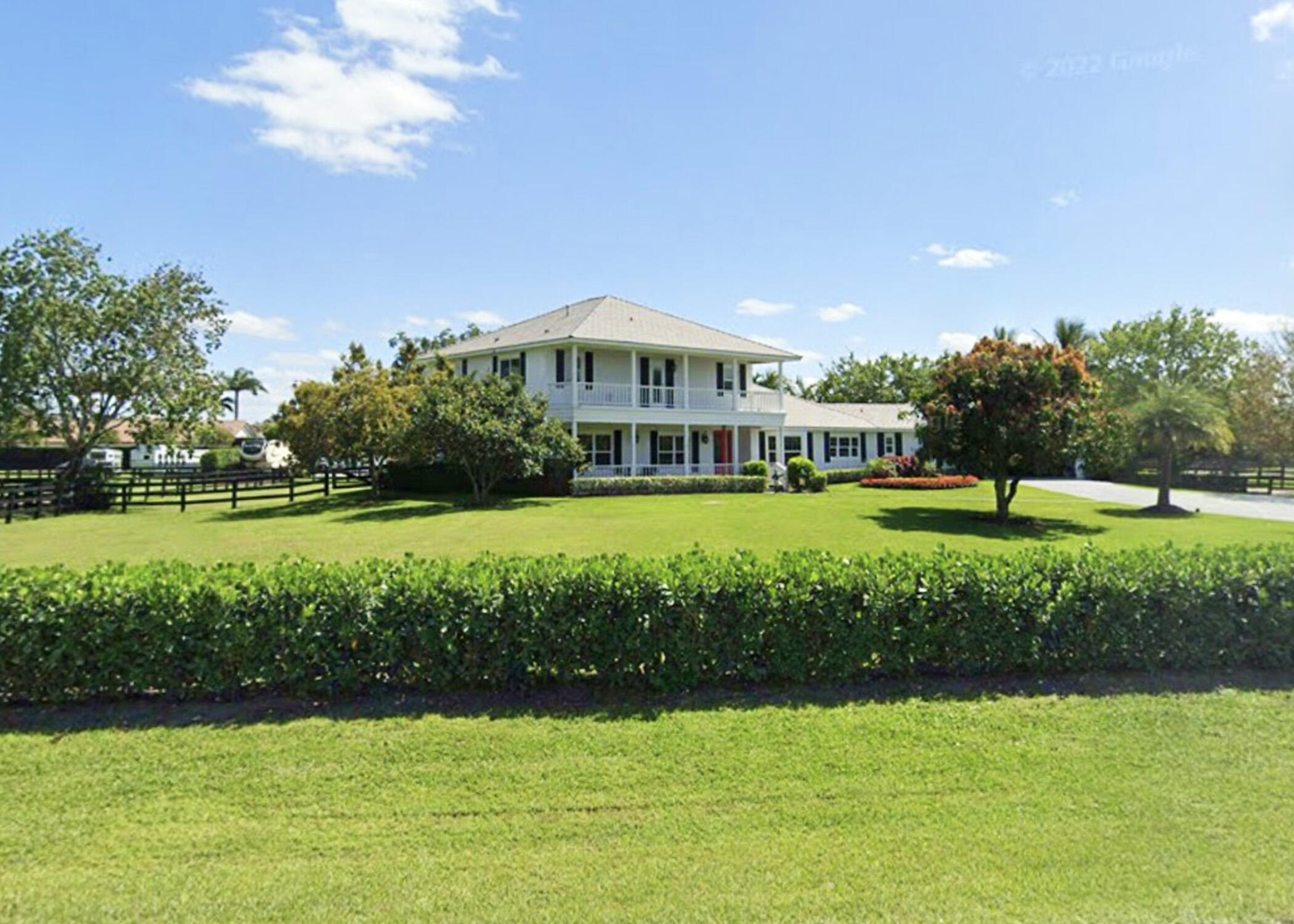 SADDLE TRAIL PARK OF WELLINGTON - Residential