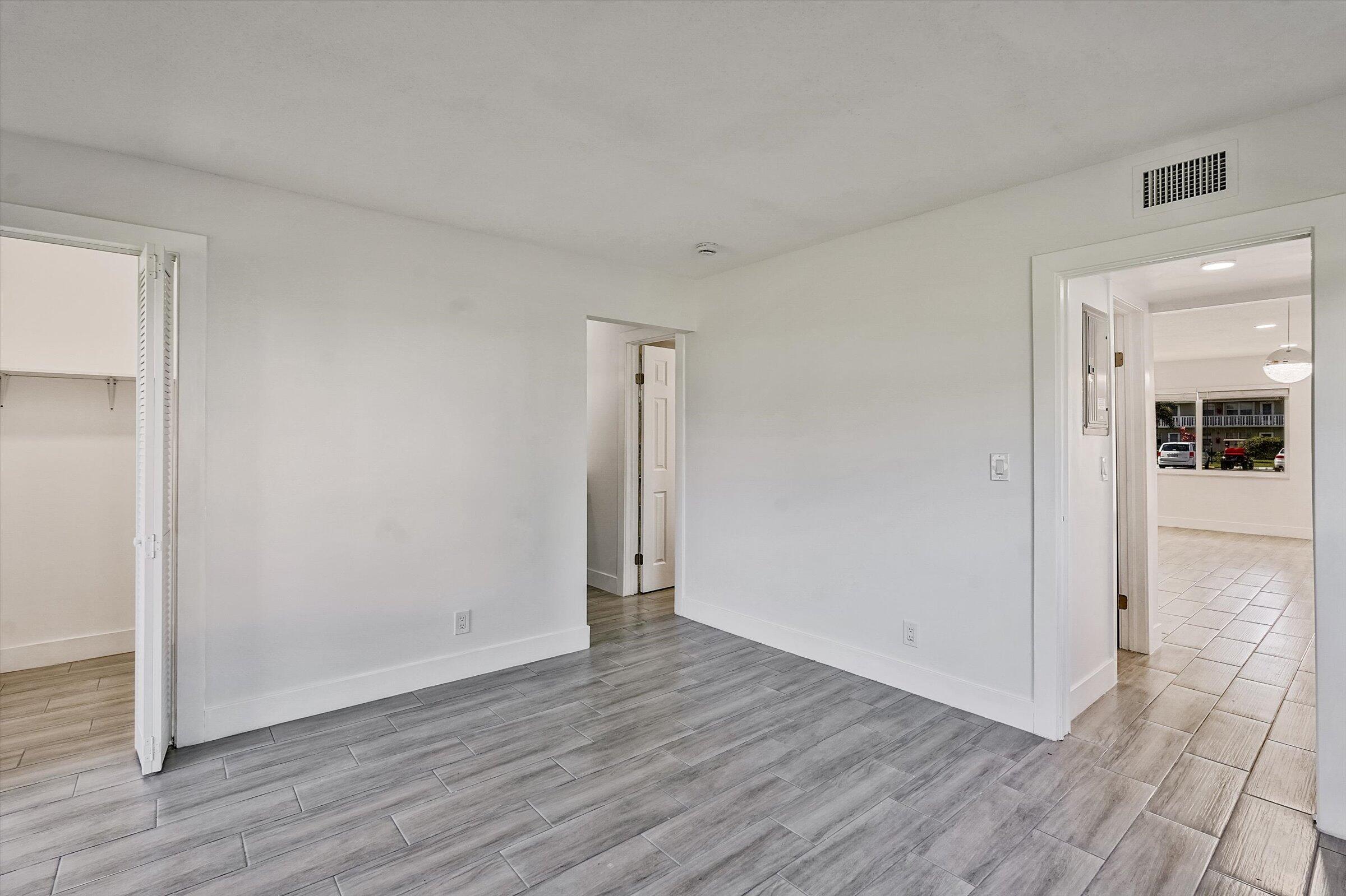 COVENTRY CONDO - Residential