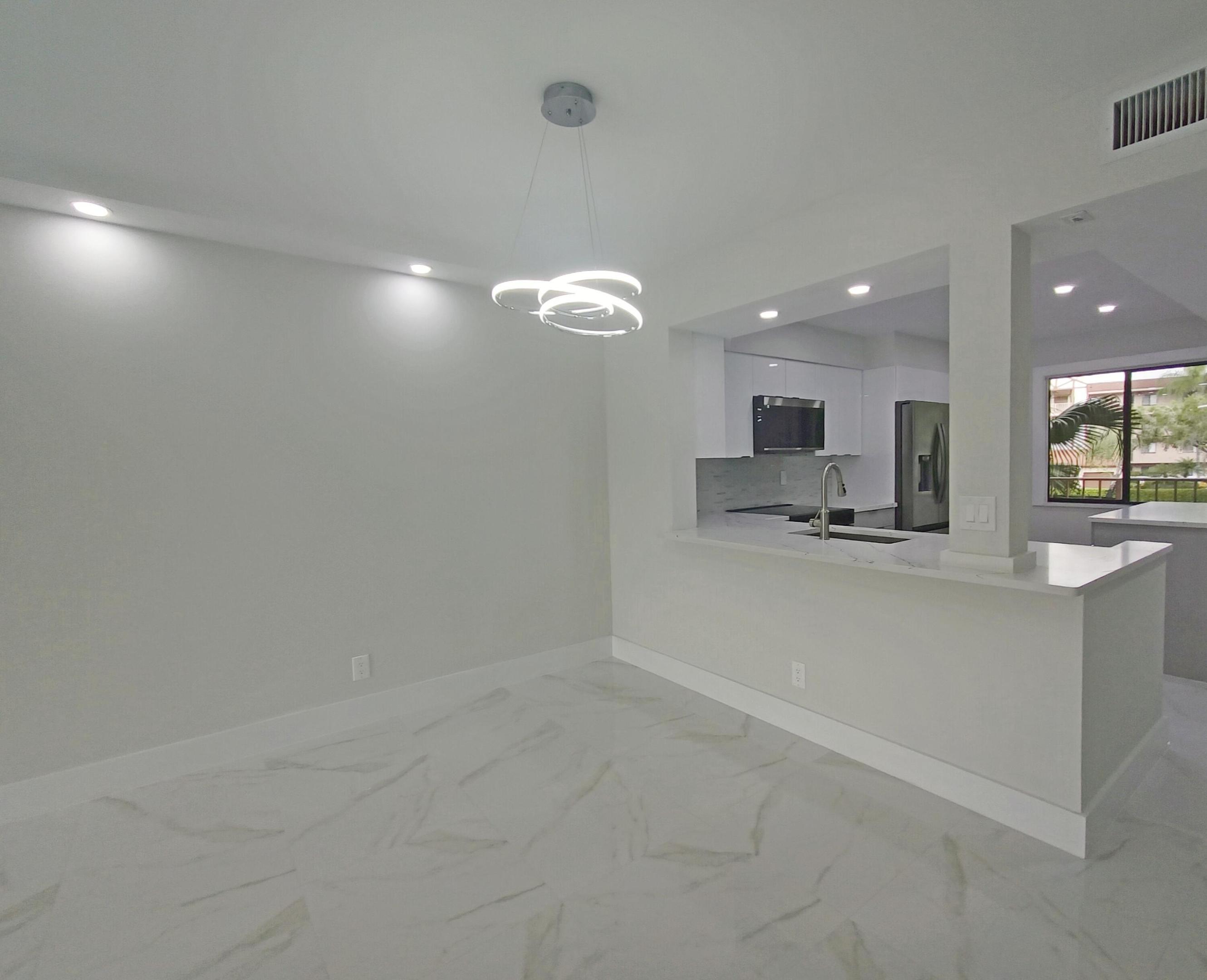 7280 Amberly Lane 207