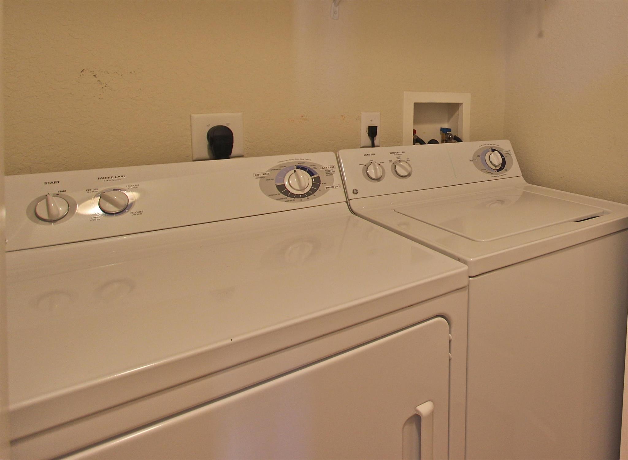 RESIDENCES AT LEGACY PLAC - Residential Lease