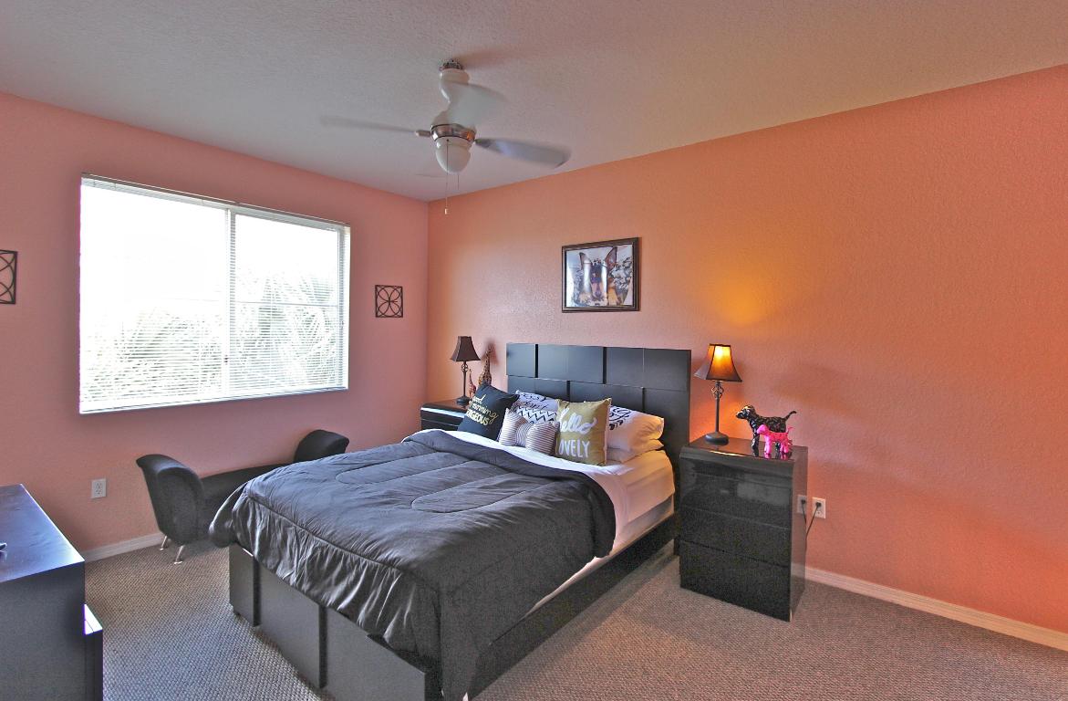 RESIDENCES AT LEGACY PLACE - Residential Lease