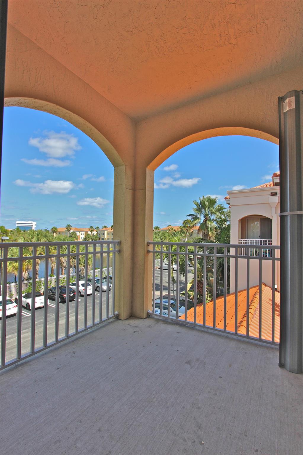 RESIDENCES AT LEGACY PLAC - Residential Lease