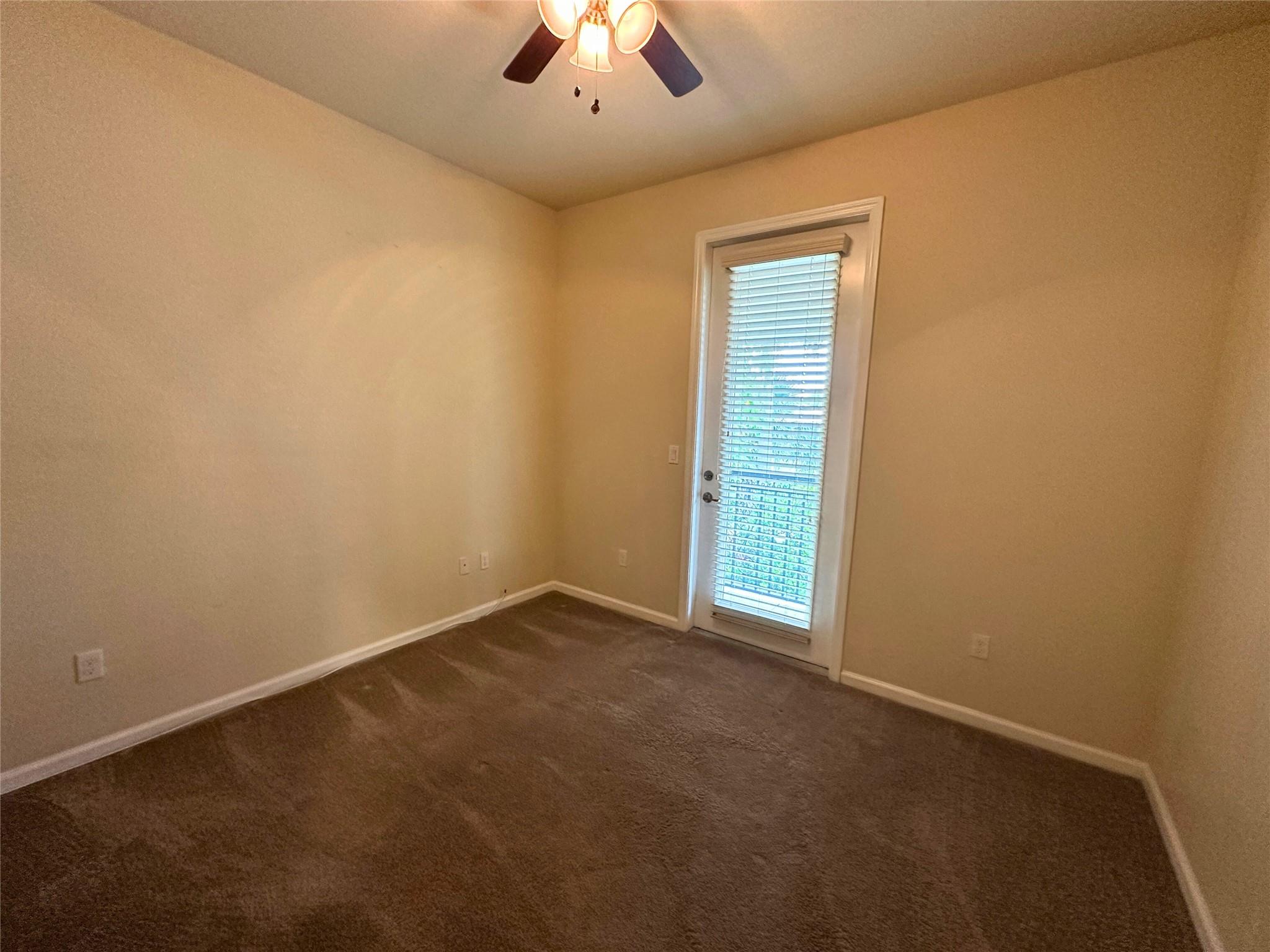 Paloma Lakes - Residential