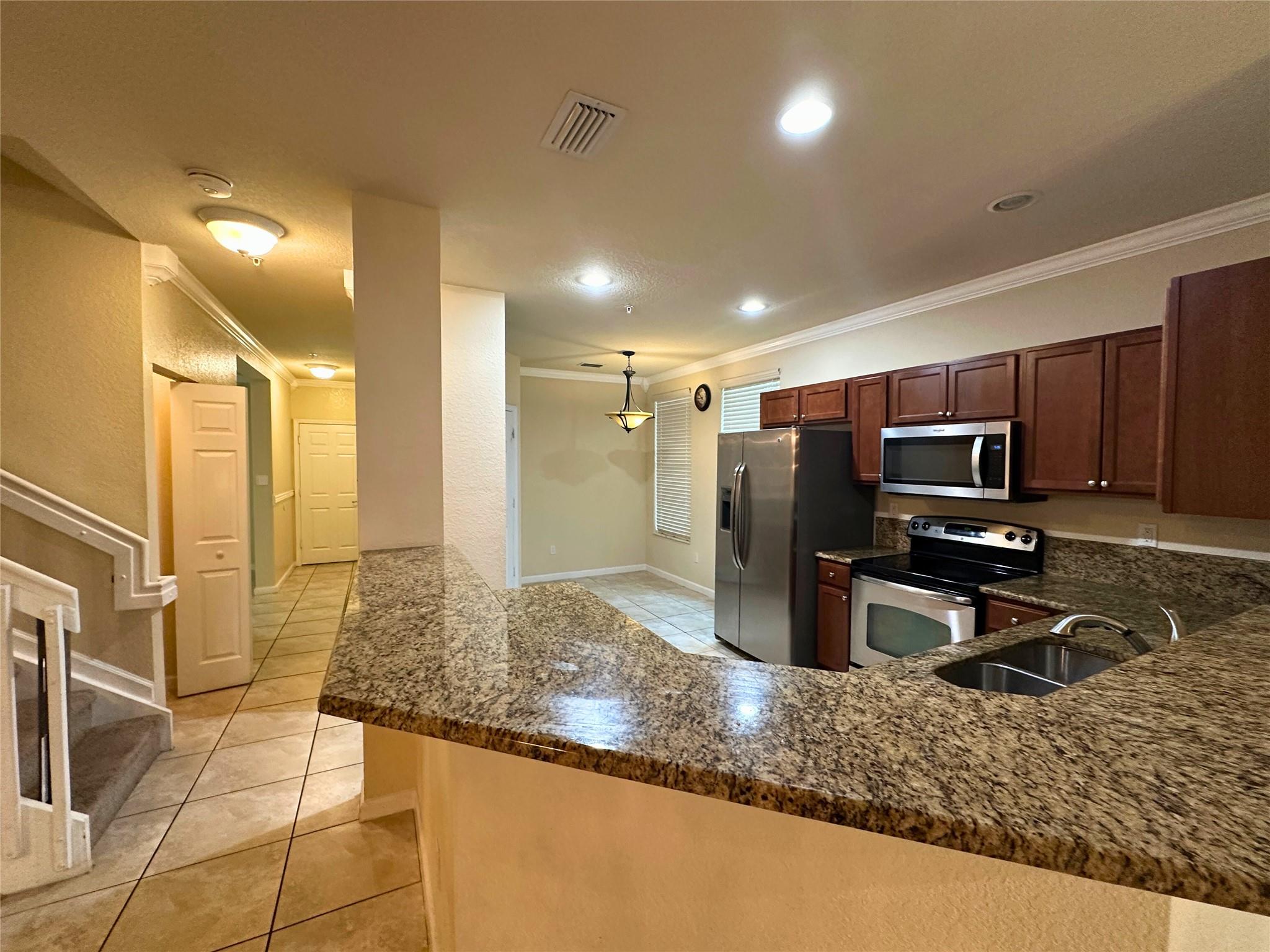 Paloma Lakes - Residential