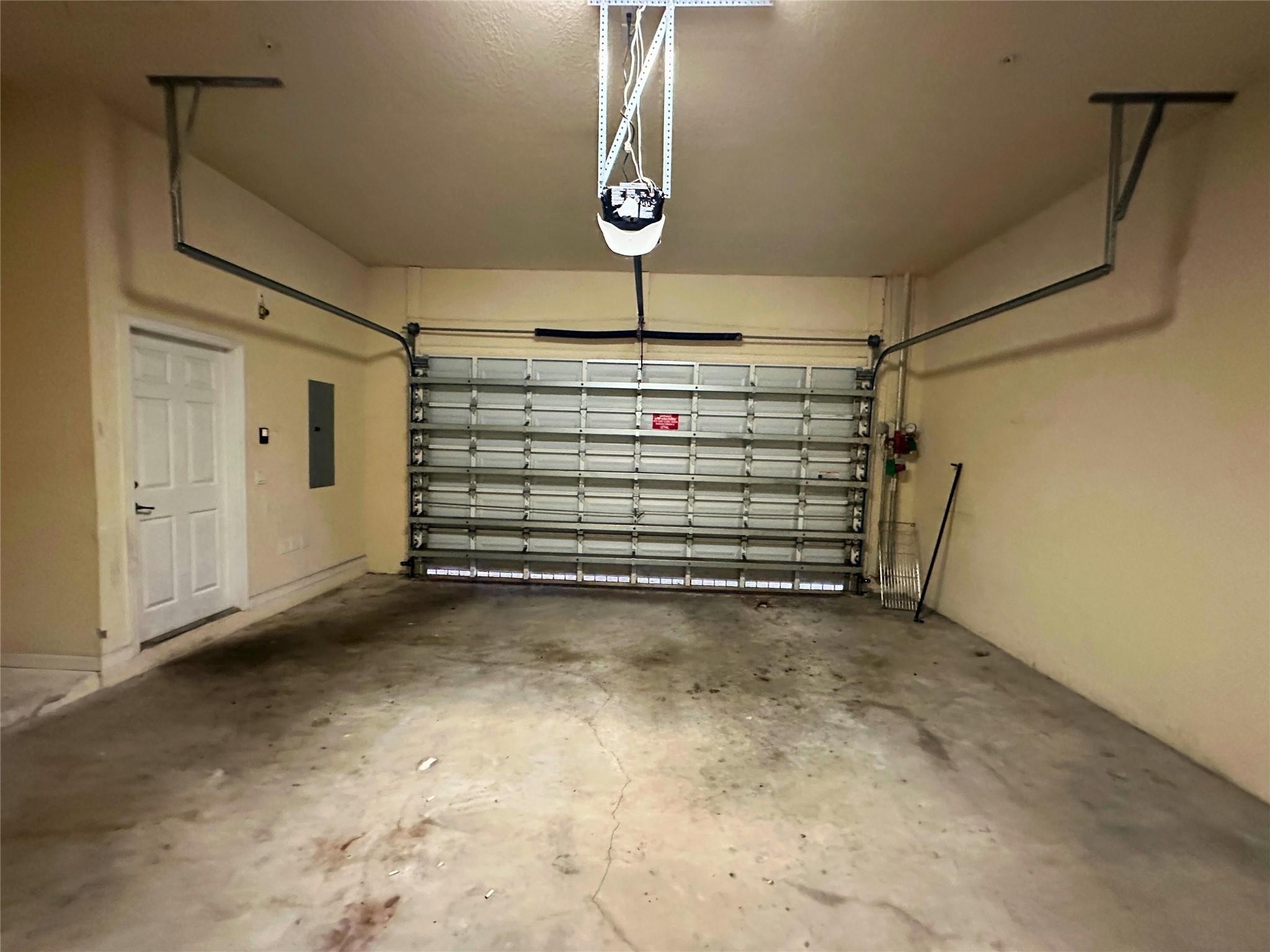 Paloma Lakes - Residential