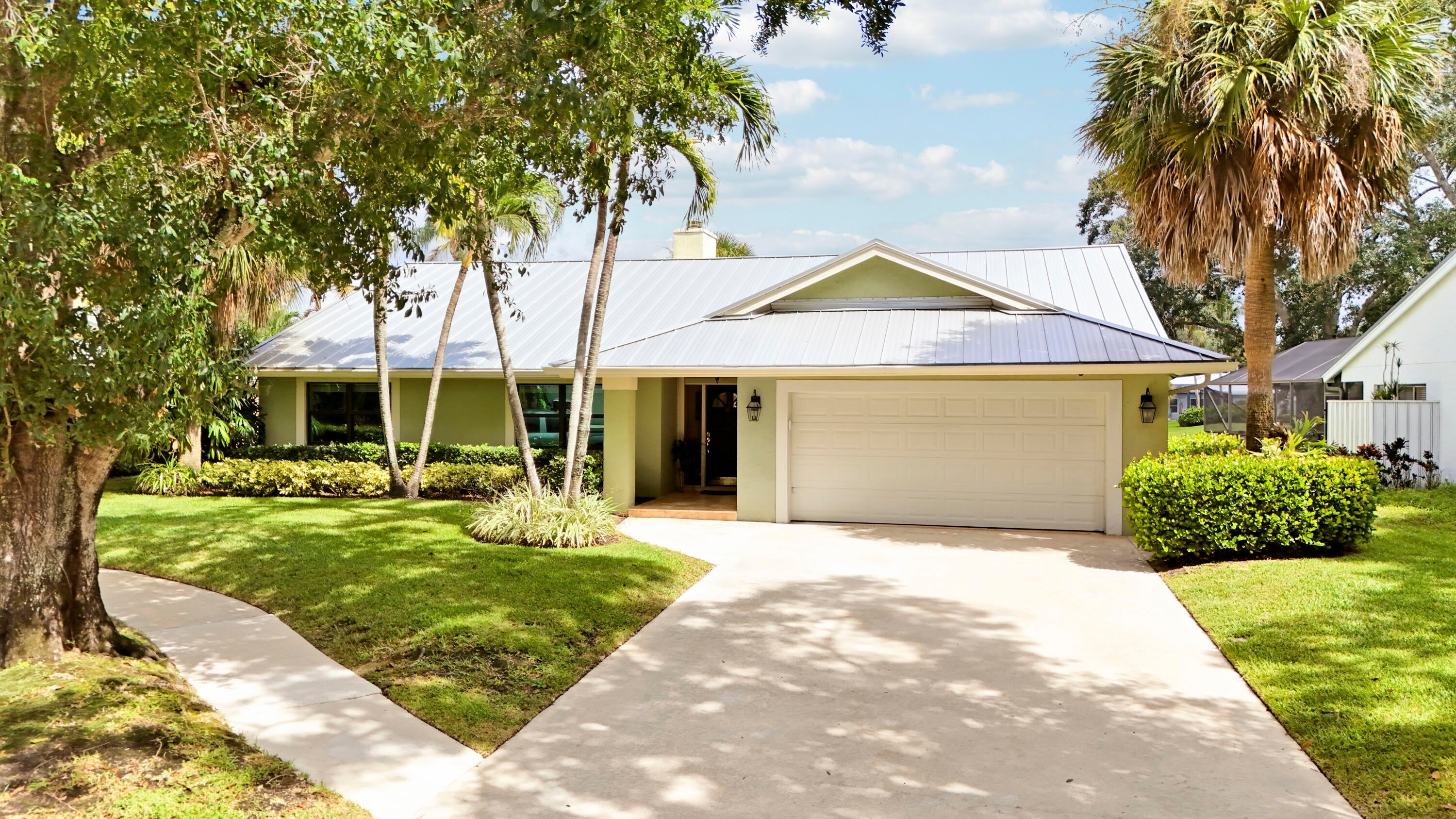 6577 WOODLOCH Court
