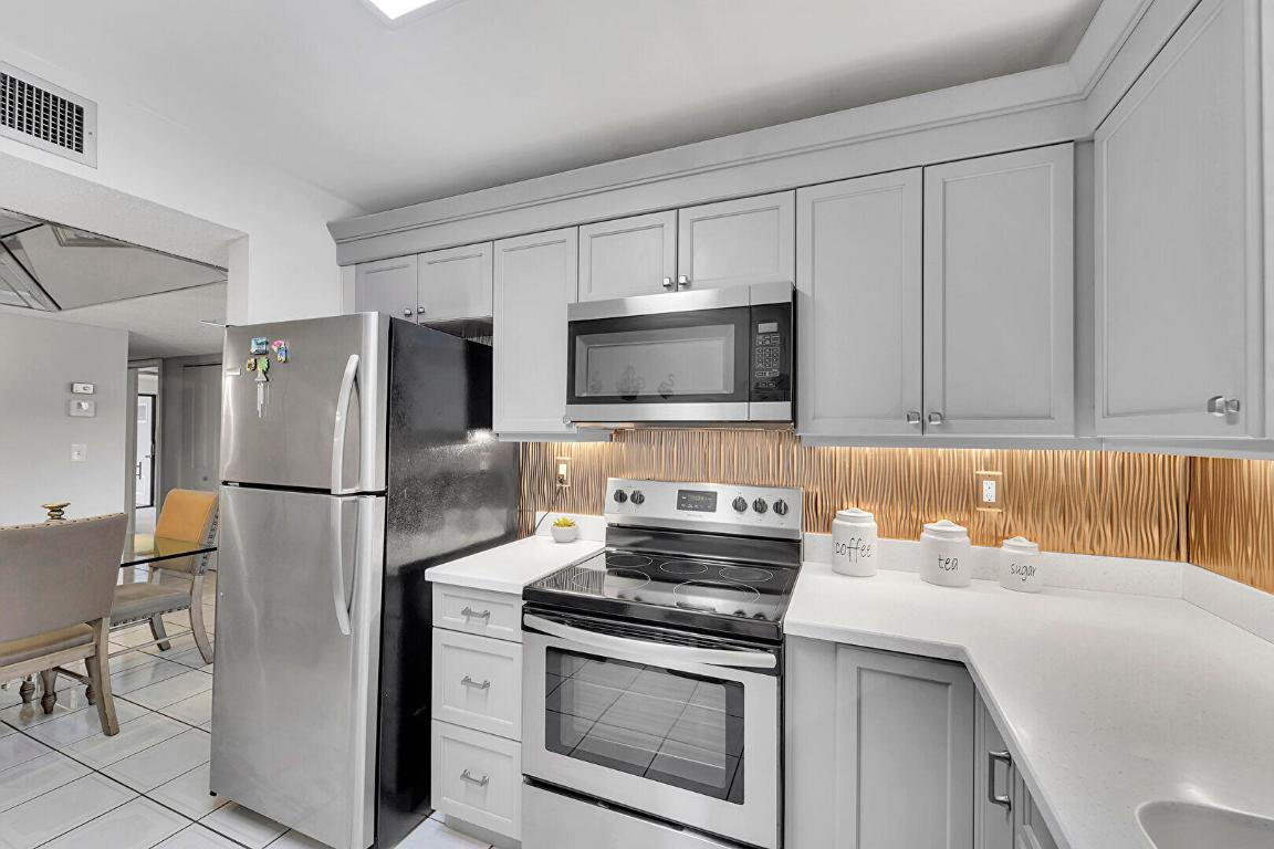 ASHMONT CONDOMINIUM - Residential