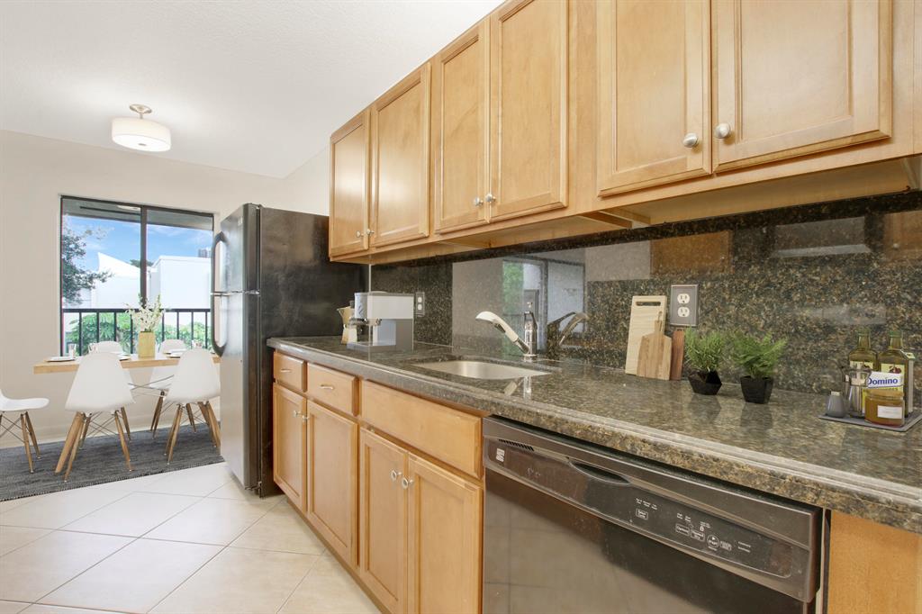 PINES OF JUPITER/TEQUESTA CONDO - Residential