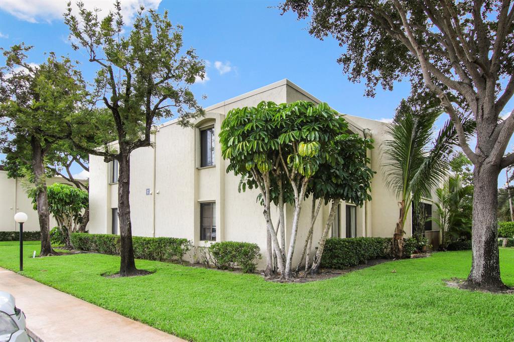 PINES OF JUPITER/TEQUESTA CONDO - Residential