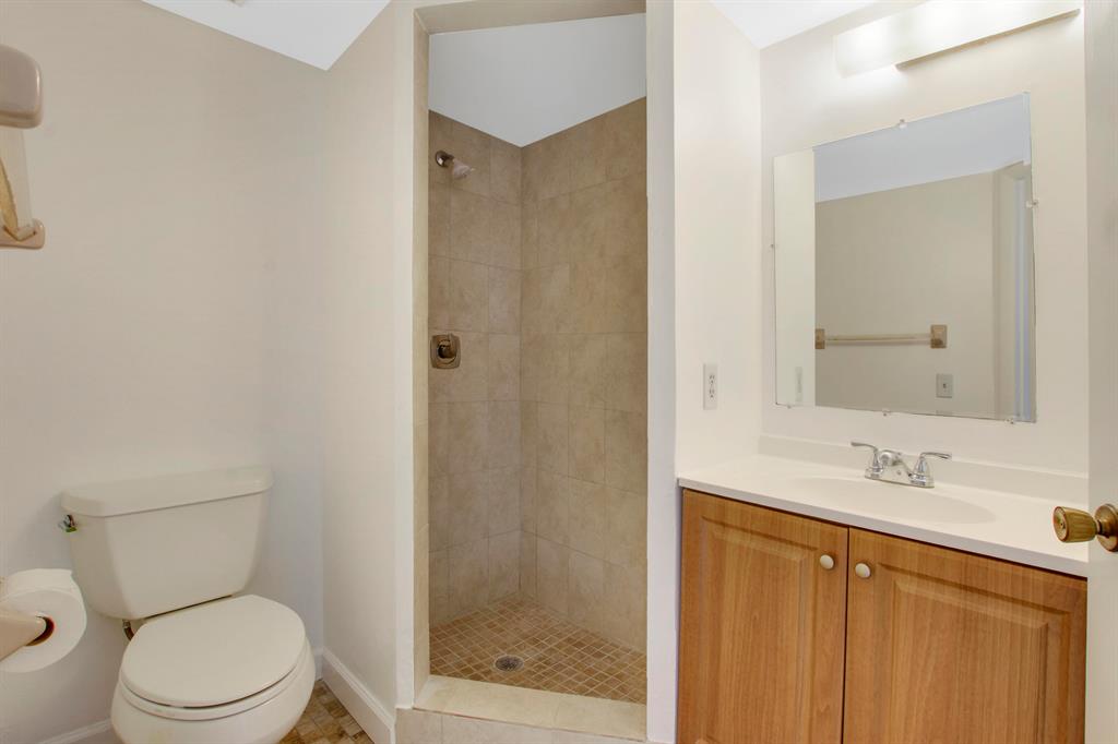 PINES OF JUPITER/TEQUESTA CONDO - Residential