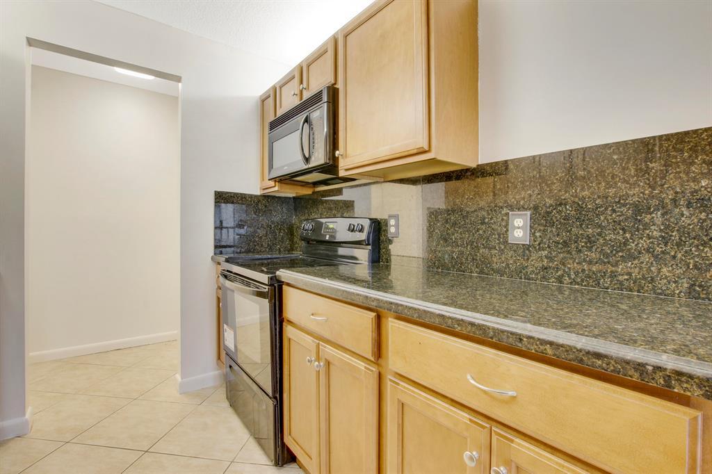 PINES OF JUPITER/TEQUESTA CONDO - Residential