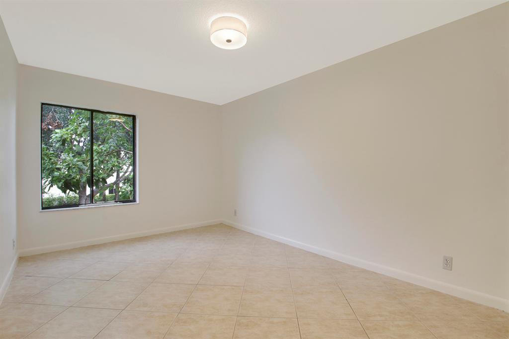 PINES OF JUPITER/TEQUESTA CONDO - Residential