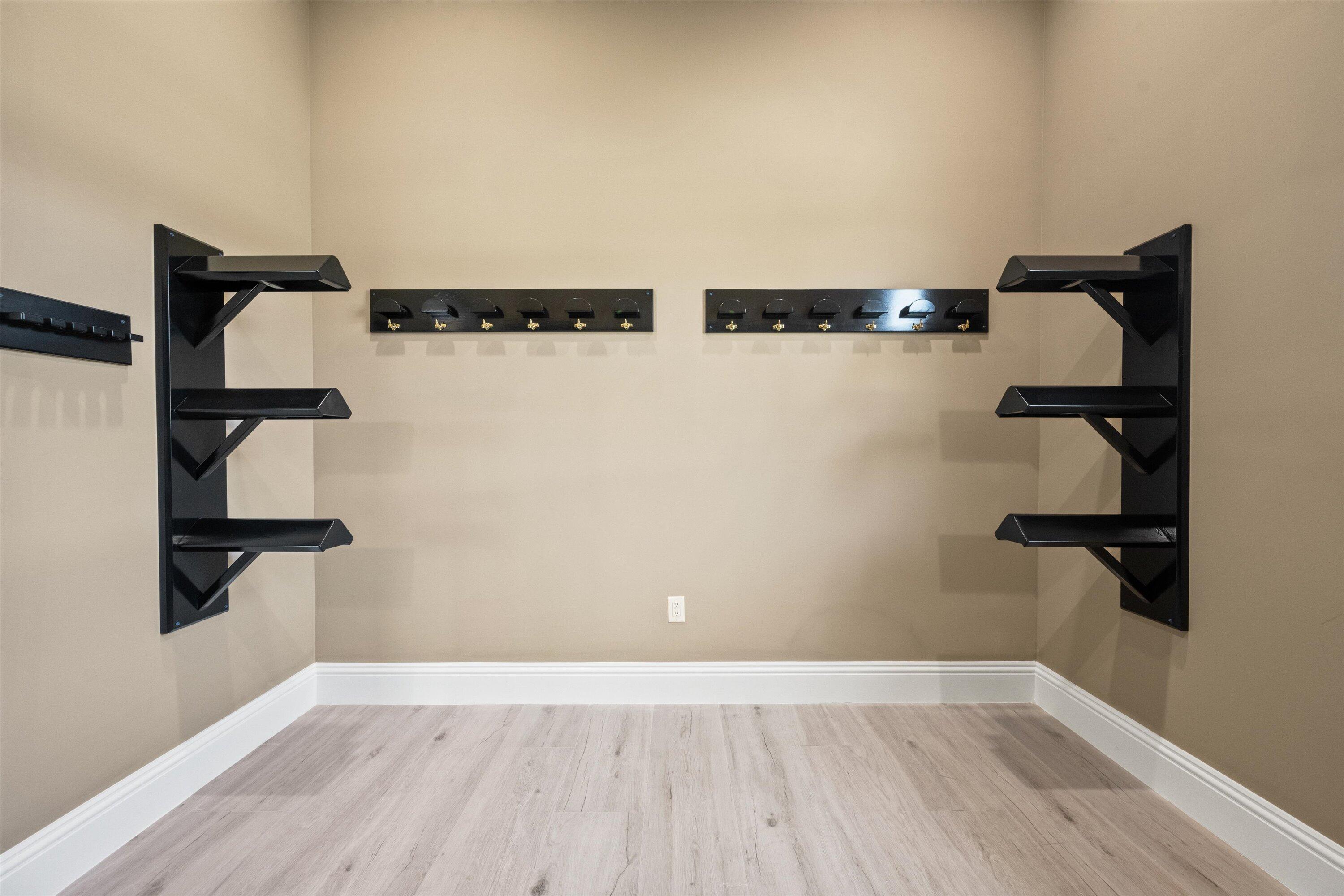 PADDOCK PARK 2 OF WELLINGTON - Residential