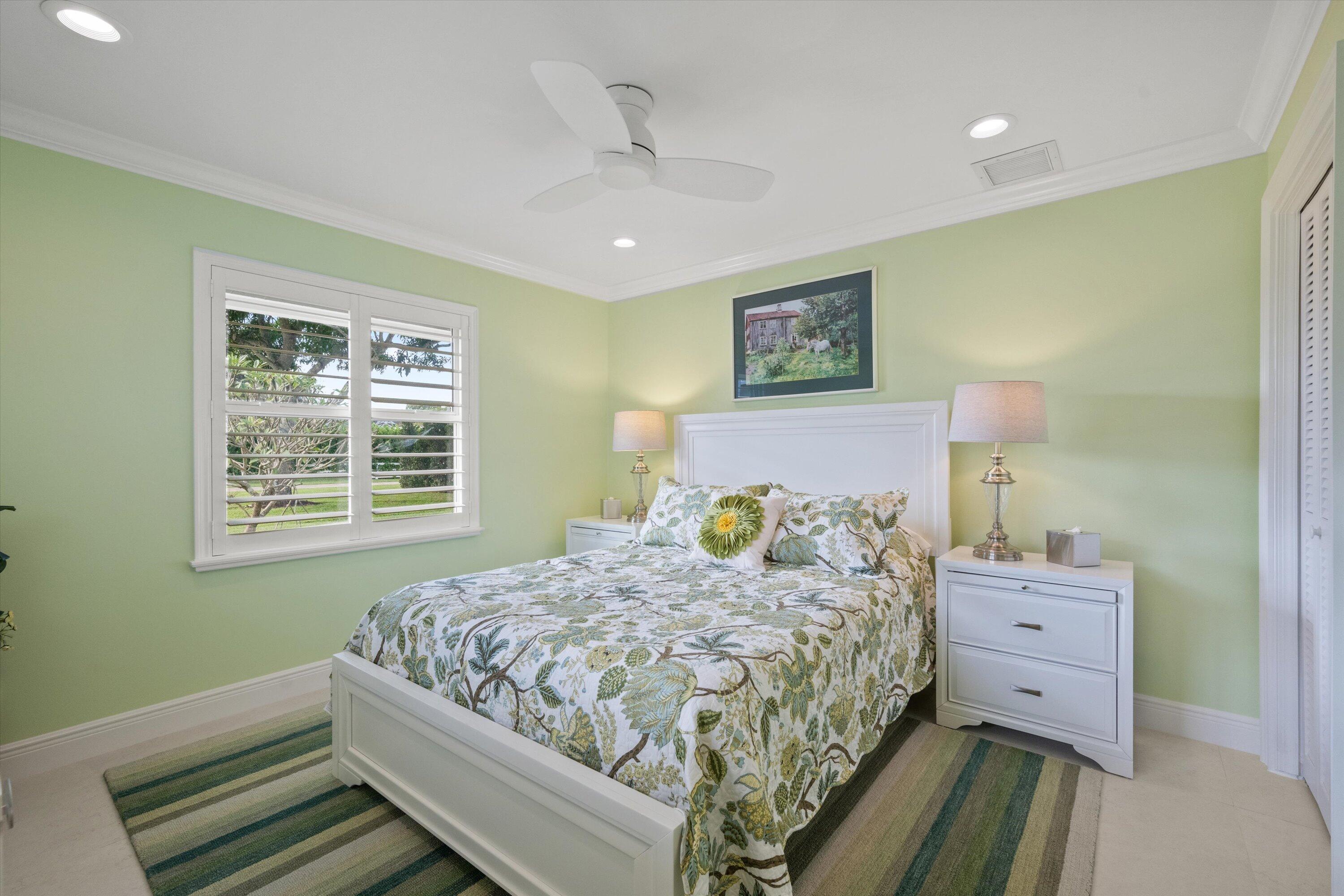 PADDOCK PARK 2 OF WELLINGTON - Residential