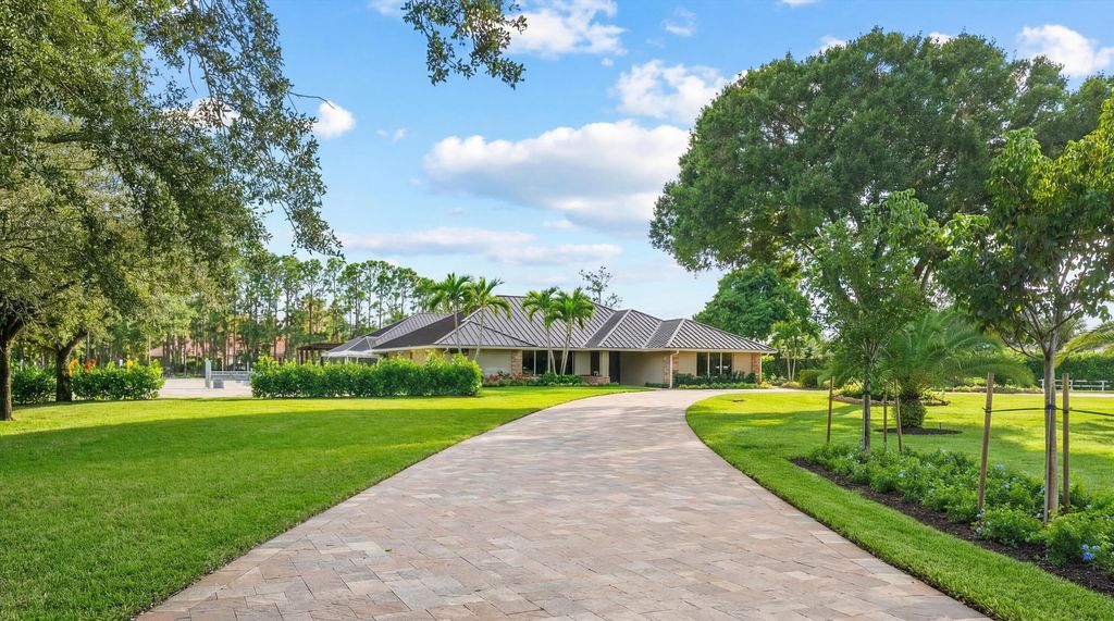 Photo of 14598 Halter Road, Wellington, FL 33414 (MLS # R11161144)