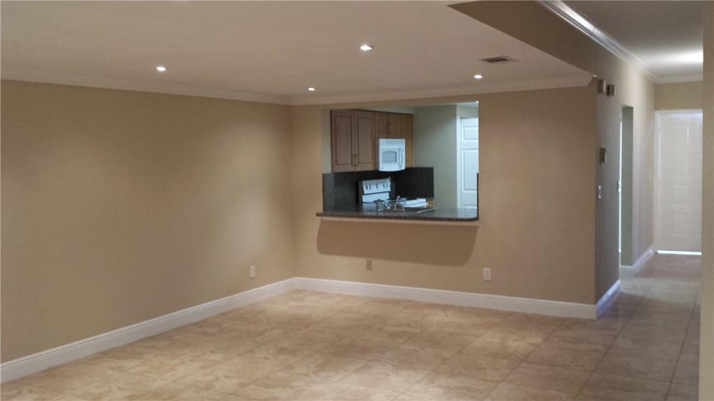Photo of 4728 NW 90th Avenue, Sunrise, FL 33351 (MLS # B26025871)