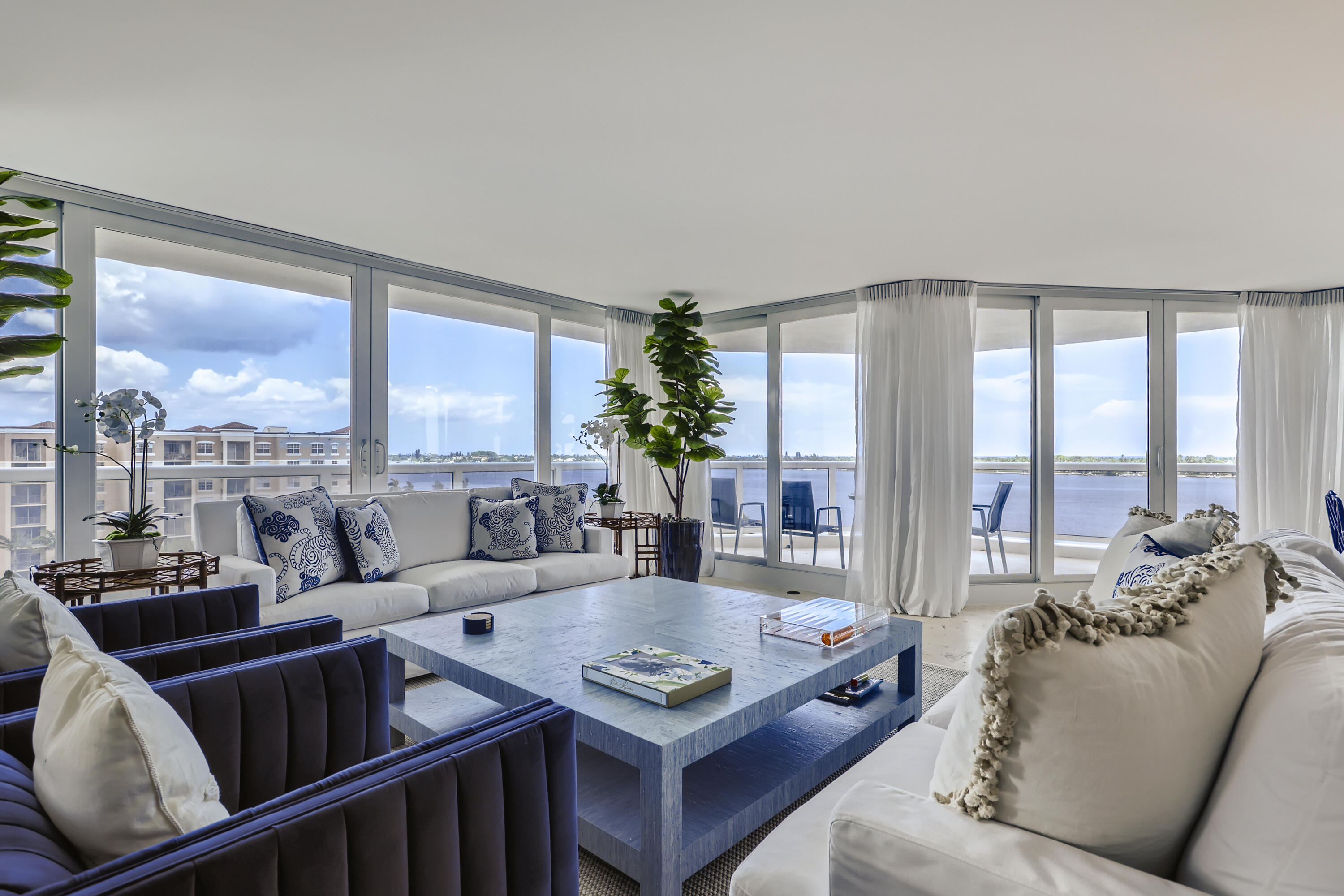 MAJESTIC TOWERS I CONDO - Residential Lease