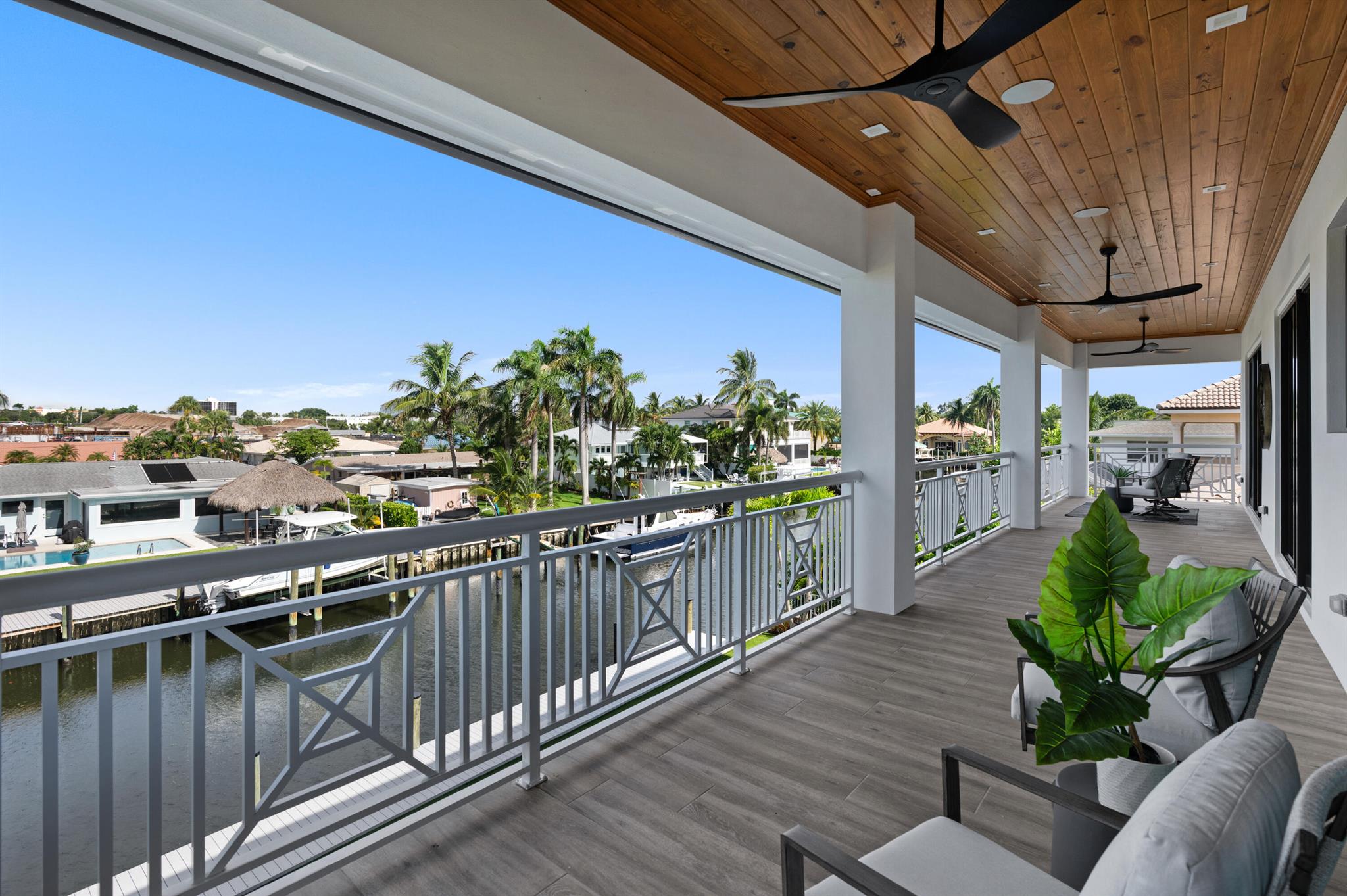 PIRATES COVE - Residential