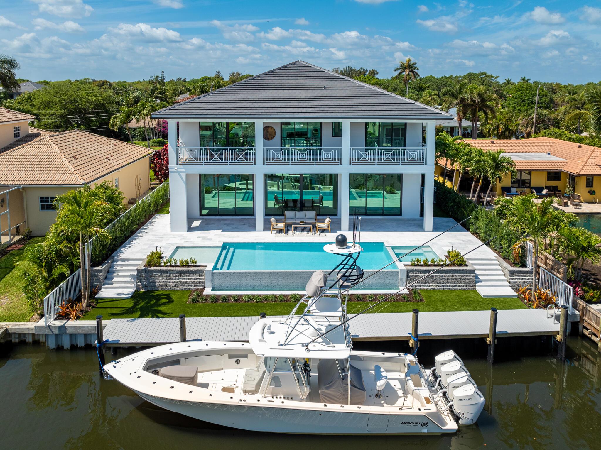 PIRATES COVE - Residential