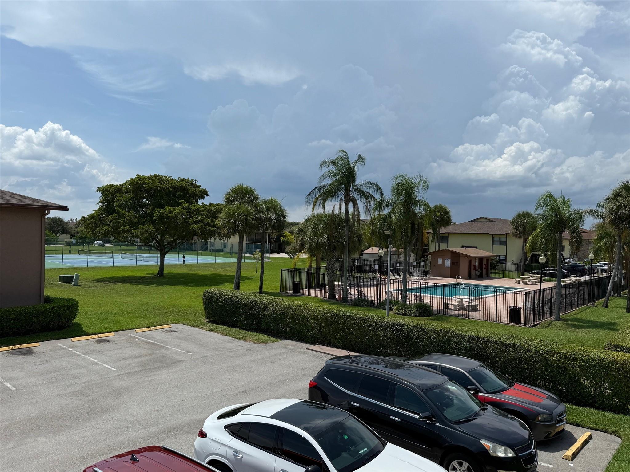 WINDING LAKE TWO - Residential