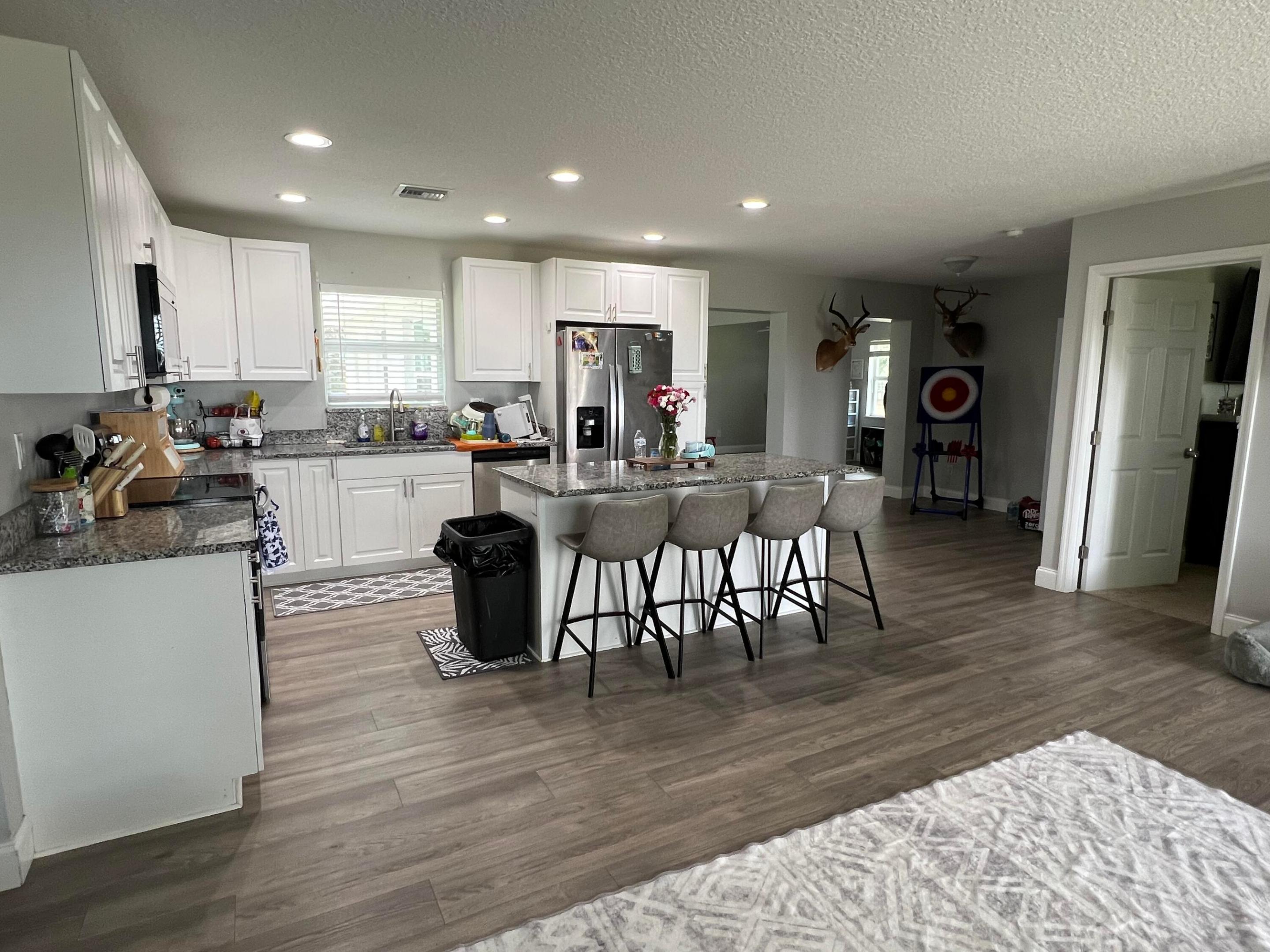 Robert E Edwards - Residential