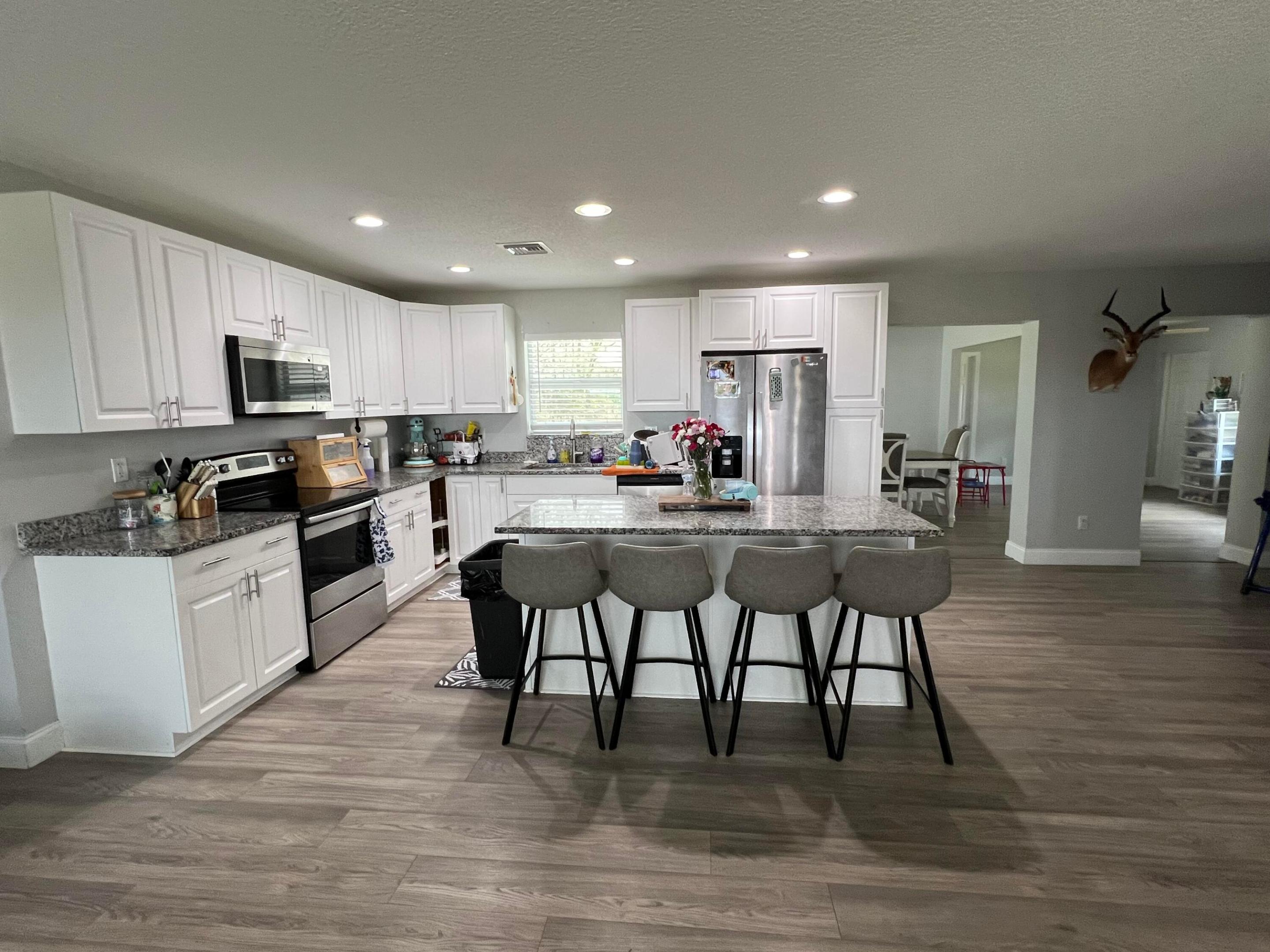 Robert E Edwards - Residential