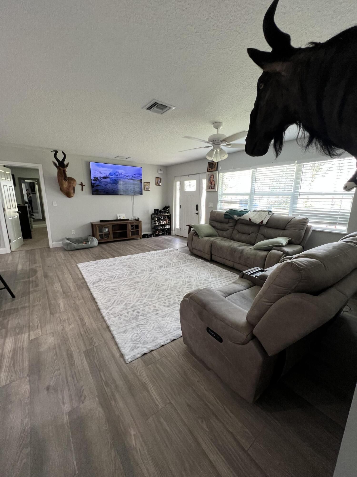 Robert E Edwards - Residential