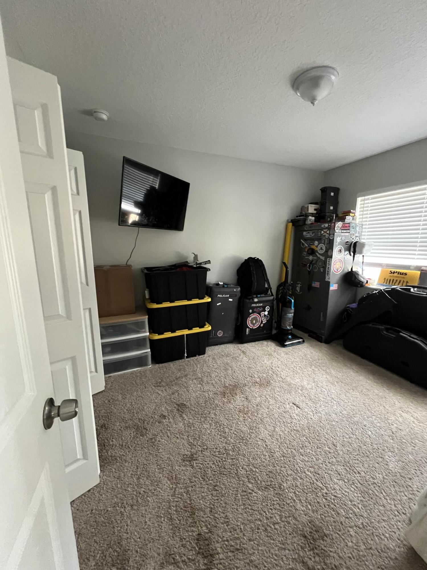 Robert E Edwards - Residential